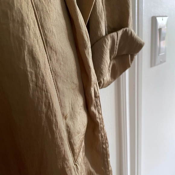 Always effortless Lululemon trench coat - Picture 8 of 8